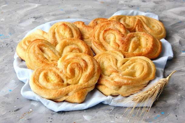 Булочка с сахаром