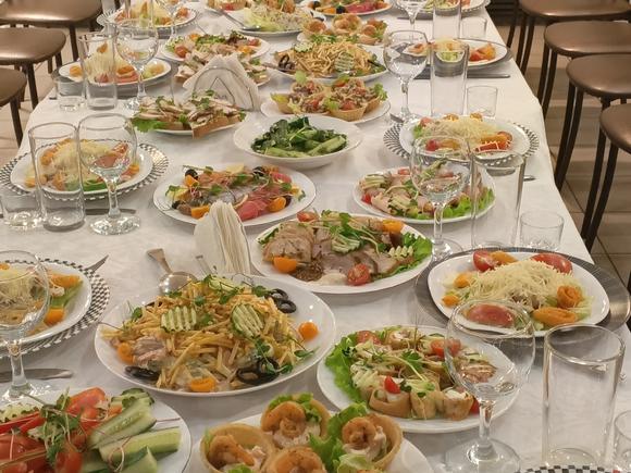 Доставка блюд и напитков на 45 персон в Челябинске