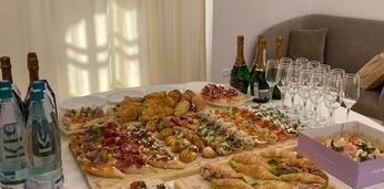 Фуршет на 90 персон