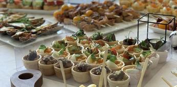 Фуршетный сет "60 закусок" на 10 персон